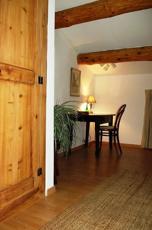 Le Pegue Le Mas De La Fontaine B&B
